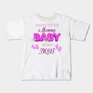 Soon To Be Mommy of Baby Girls 2024 Mom of 2 girls! Kids T-Shirt